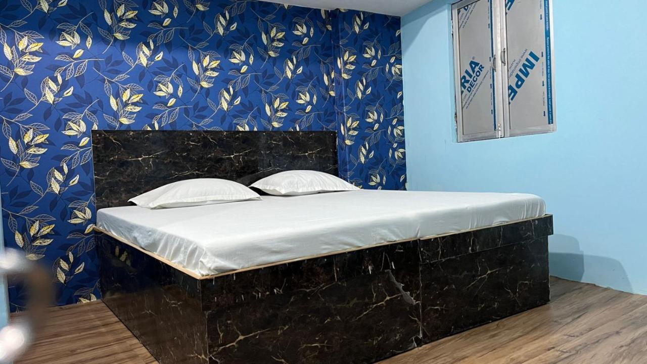 Krishna P. Guest House Varanasi Exterior foto
