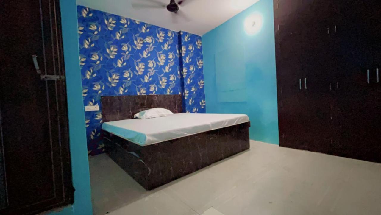 Krishna P. Guest House Varanasi Exterior foto