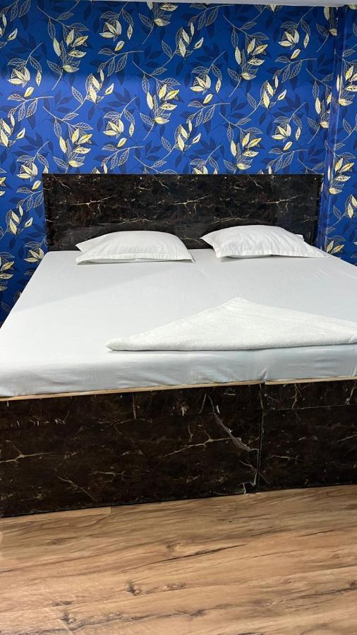 Krishna P. Guest House Varanasi Exterior foto